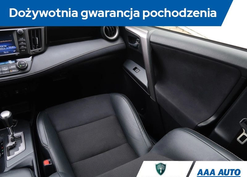 Toyota RAV4 cena 91000 przebieg: 100603, rok produkcji 2016 z Żuromin małe 191
